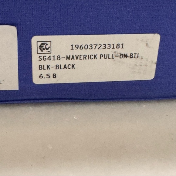 NEW! STUART WEITZMAN Maverick Black Leather Pull-On Boots Women's Sz 6.5 - Picture 9 of 10